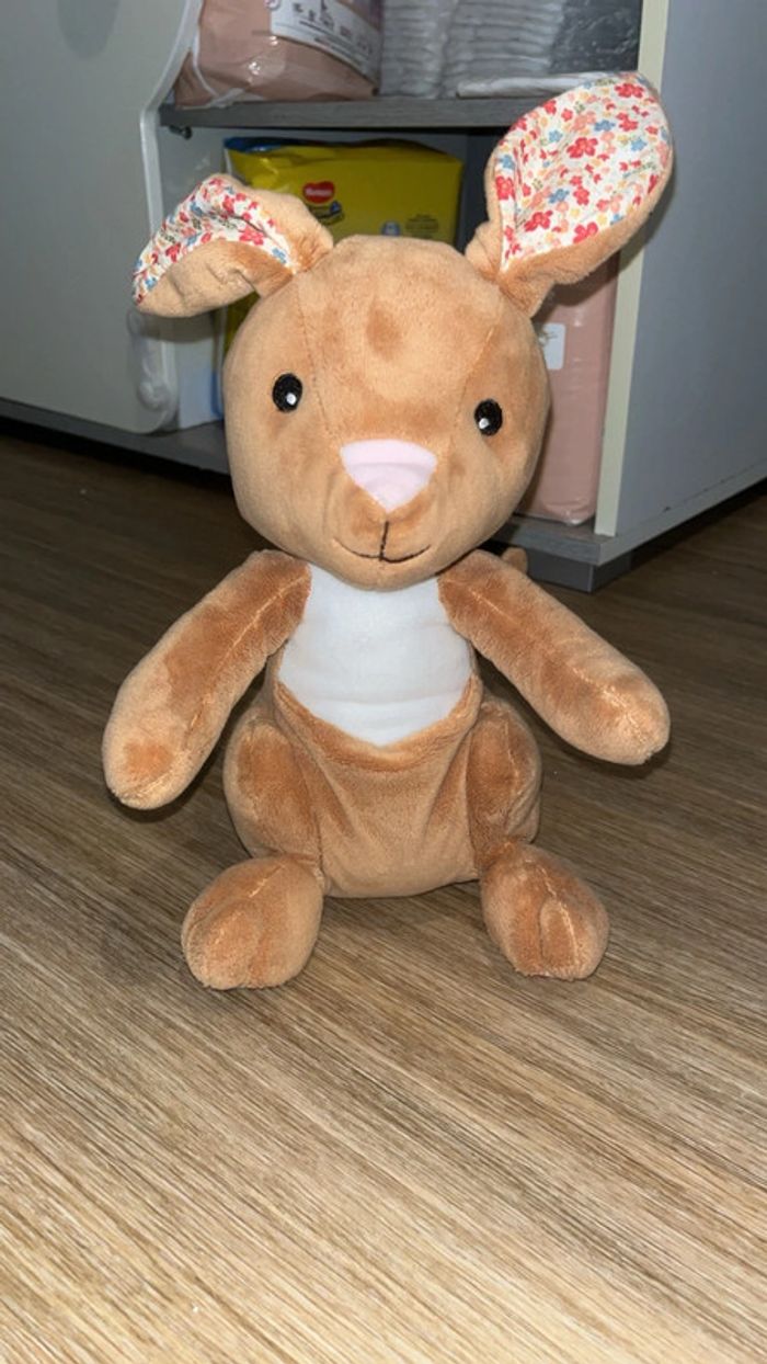 Peluche kangourou