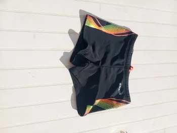 Short de piscine taille 6 ans
