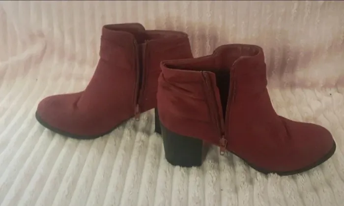 Bottines Ligne à suivre taille 37 - photo numéro 2