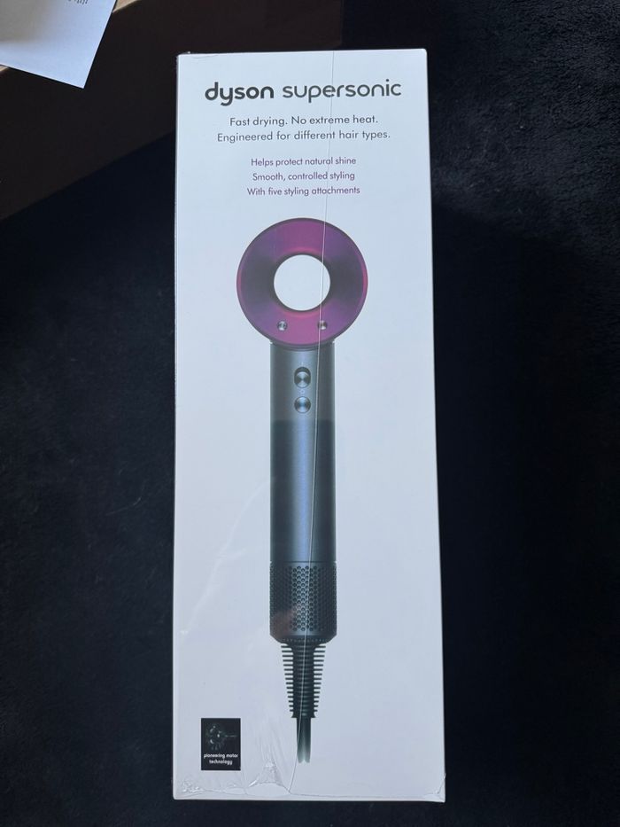 Sèche cheveux Dyson Supersonic Gris Rose Fuchsia - photo numéro 3