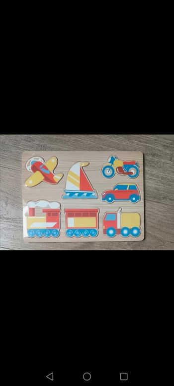 Puzzle en bois véhicules neuf sous blister
