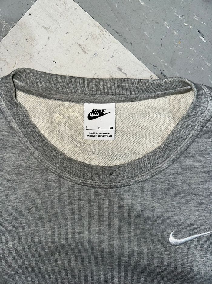 Sweat Nike gris - photo numéro 2