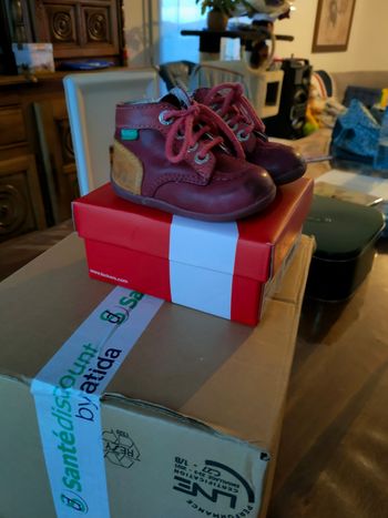 Kickers fille taille 18