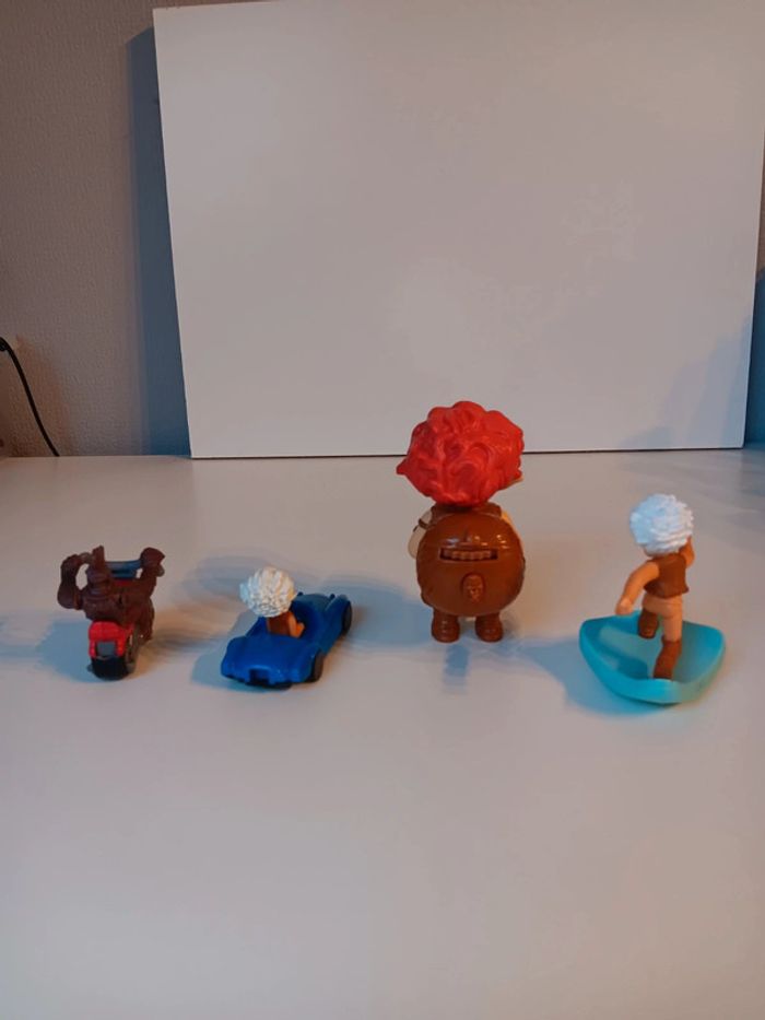 Lot 4 figurines vintage arthur et les minimoys
taille 10cm pour la plus grande - photo numéro 3