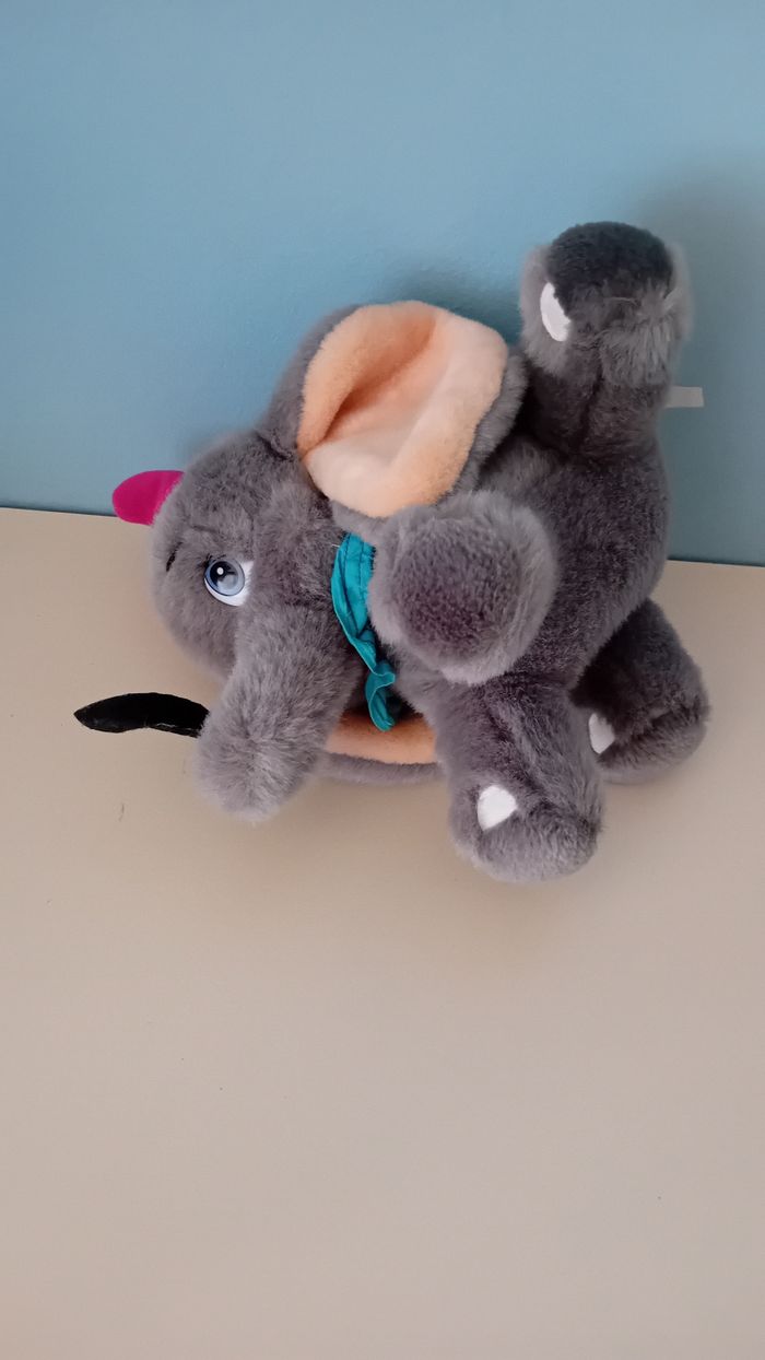 Peluche Dumbo - photo numéro 2