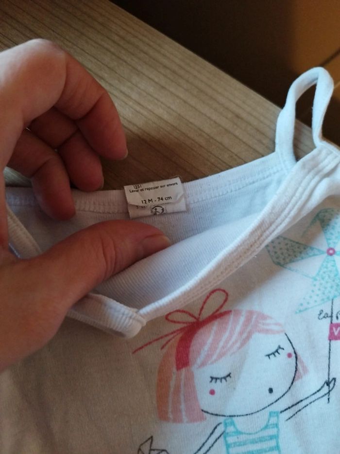 Lot de 3 bodies bretelles fille bébé rêve 12 mois très bon état - photo numéro 4