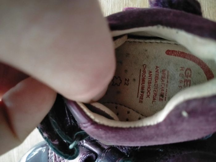 Chaussures taille 22 - photo numéro 2