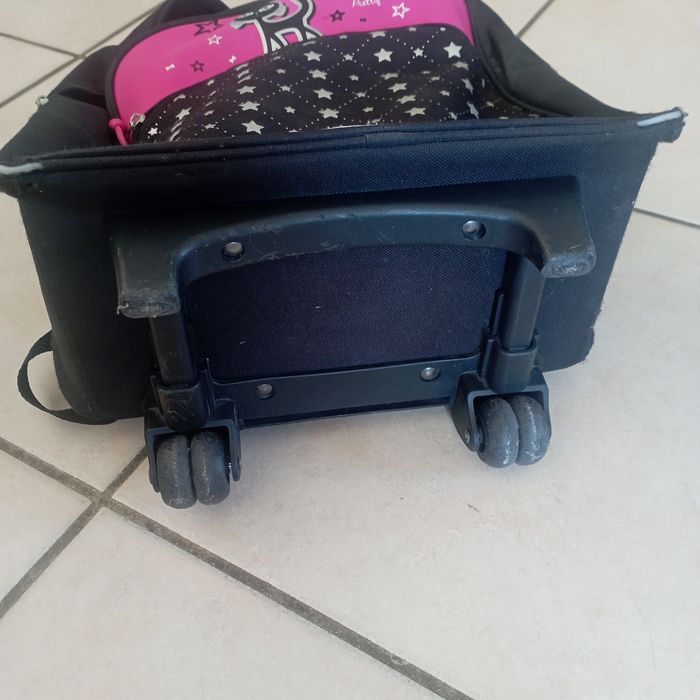 Cartable à roulettes - photo numéro 4
