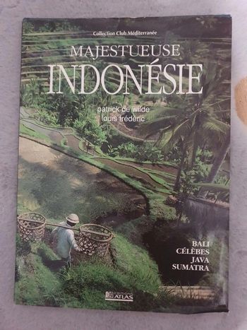 Livre Majestueuse Indonésie