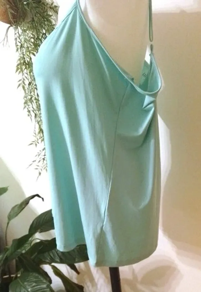 débardeur fluide arkitech taille XXL polyester et élastane - neuf - photo numéro 6