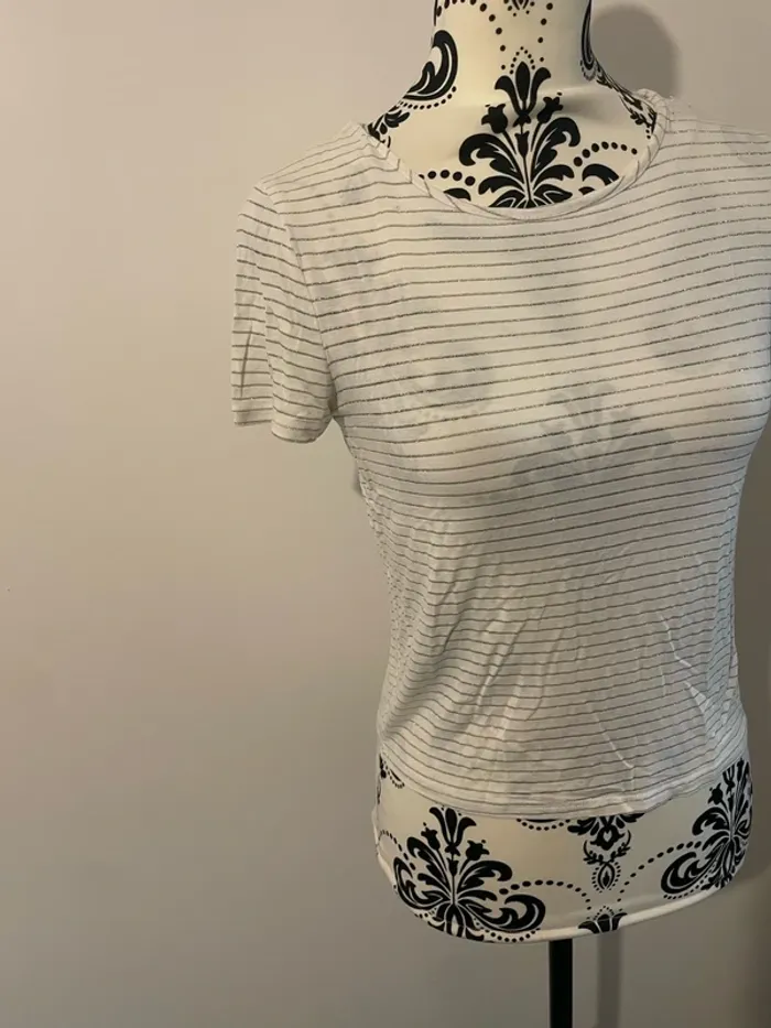 T-shirt à manches courtes blanc rayure argenté col rond pimkie taille 36 - photo numéro 2