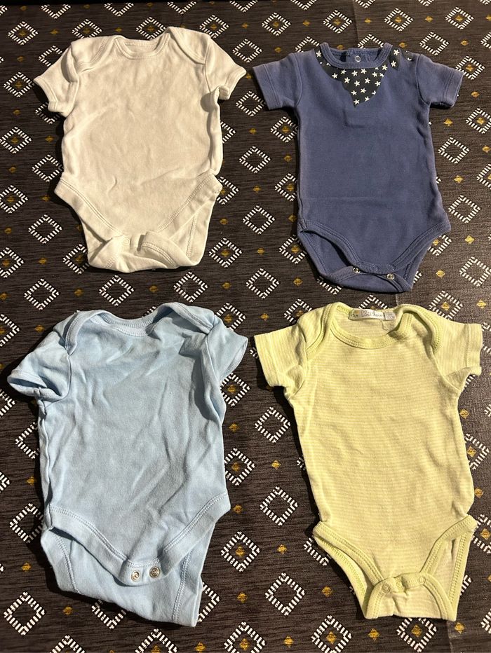 Lots de vêtements - photo numéro 3