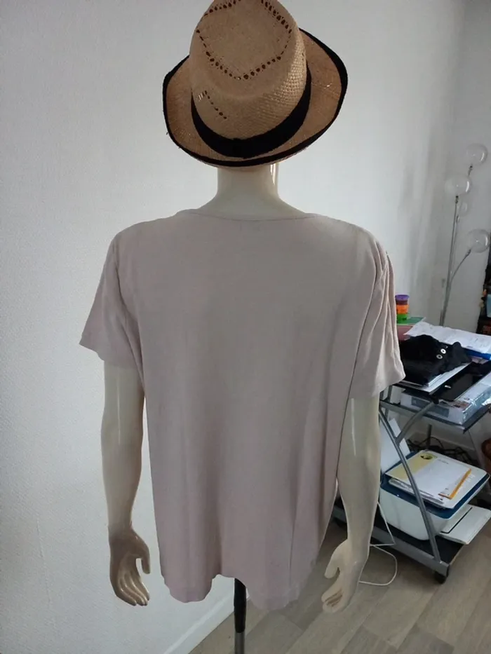 Tee-shirt 46/48 - photo numéro 6