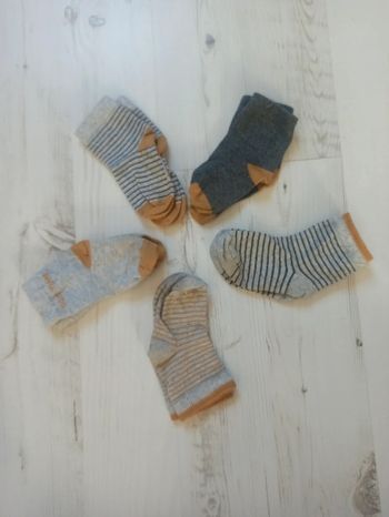 Lot 5 paires chaussettes / taille 23-26 / be