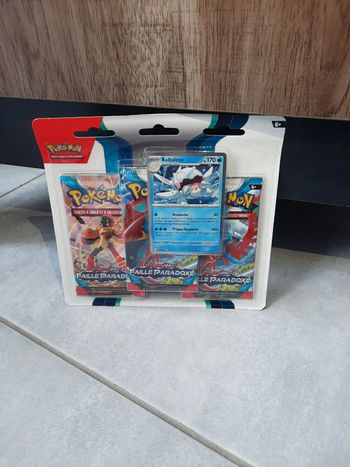 Carte Pokémon Tripack Pokémon EV4 – Faille Paradoxe écarlate et violet Scellé – FR
