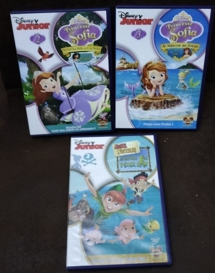 4 DVD Disney junior - photo numéro 2