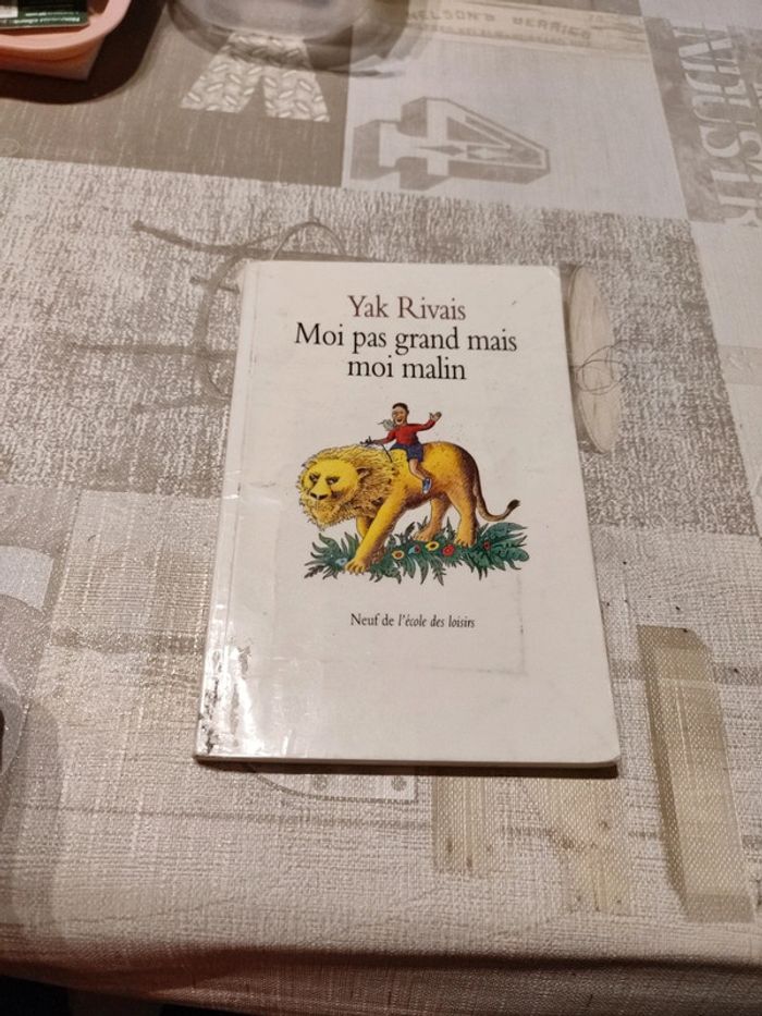 Moi pas grand mais moi malin, de yak rivais