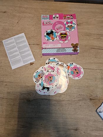 Jeu de 54 cartes geantes LOL Surpise, complet dans la boite