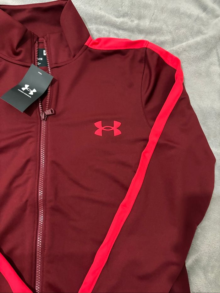 tracksuit under armour rouge bordeaux  Taille M Etat neuf - photo numéro 3