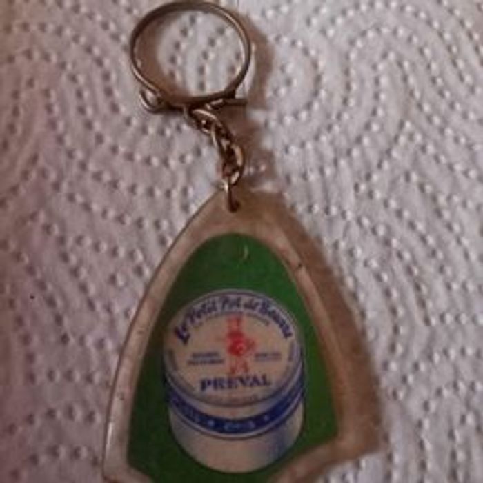 Ancien porte clé Préval - photo numéro 4