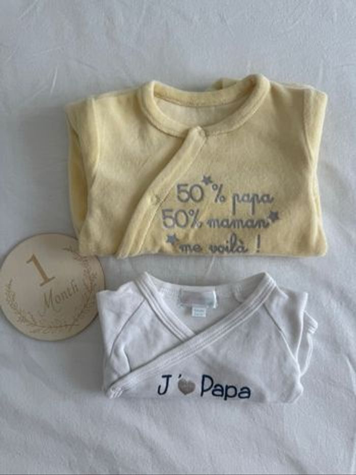 Pyjama et bodies