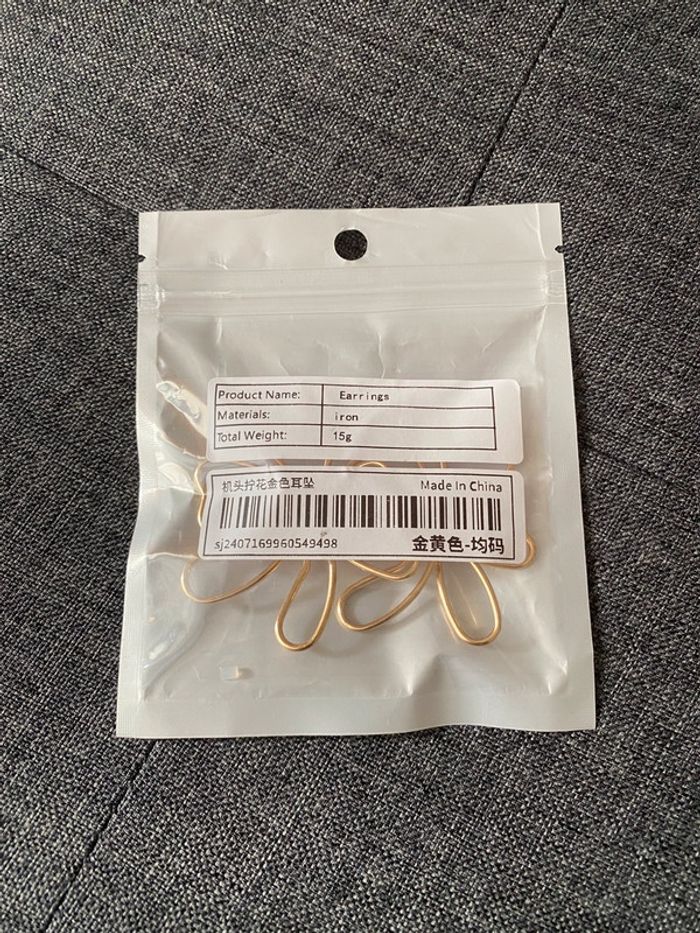 Boucle d’oreille - photo numéro 2