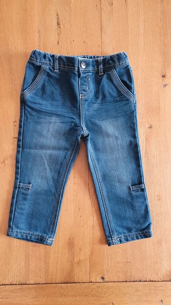 Bermuda Jean Vertbaudet 5 ans parfait état
