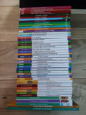 Divers livres MacDo happy meal de différentes collections à 1€ l'unité 