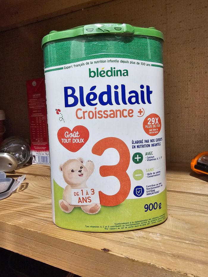 Boîte de lait 3ème âge