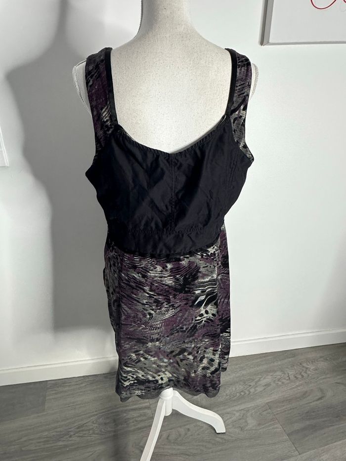 Robe cyberpunk en mesh violet et noir T44 XXL - photo numéro 4