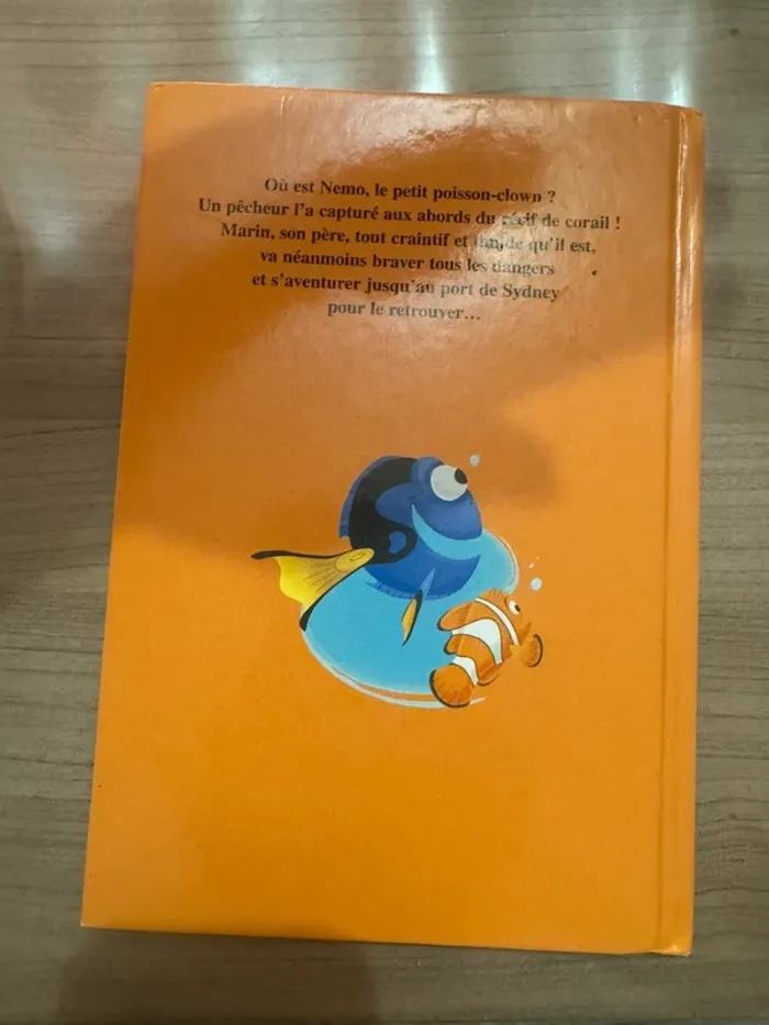 Livre le monde de Nemo Disney pixar - photo numéro 2