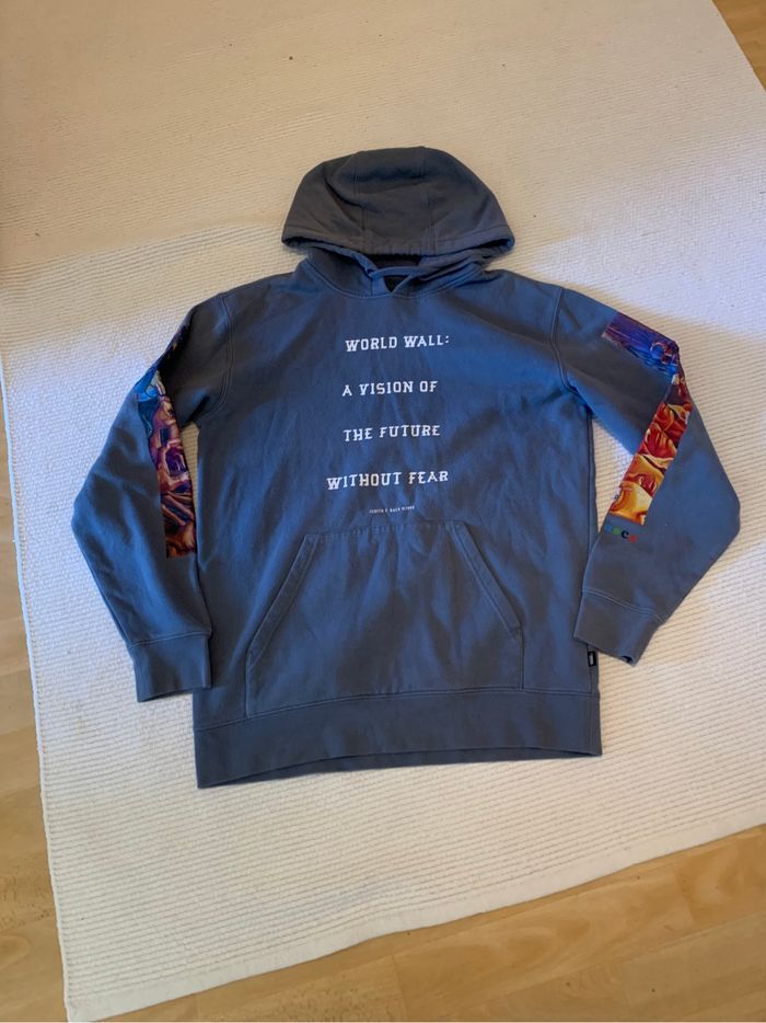 Pull vans bleu