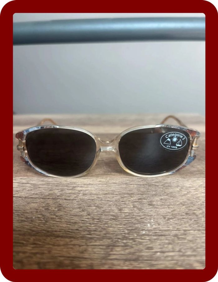 Lunette de soleil Givenchy verre ovale année 2000’ branches fines - photo numéro 7