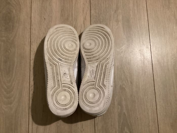 Air Force 1 blanches en bonne états. - photo numéro 4