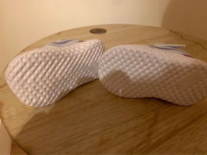 Superbe basket Nike taille 17 - photo numéro 5