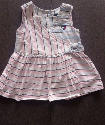 Robe Tommy Hilfiger bébé.