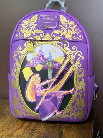 Sac à dos Loungefly Raiponce Disney neuf