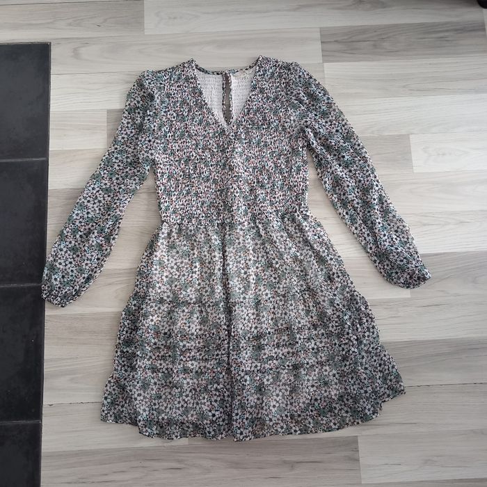 Robe longueur au genoux imprimée à manches longues C&A taille 36