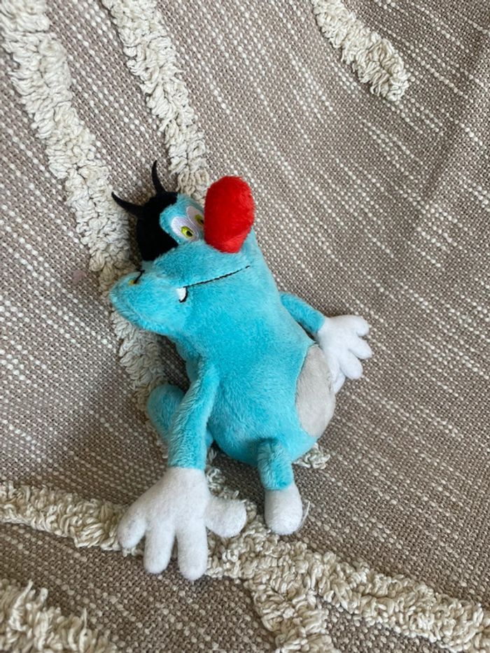Peluche doudou 16cm Oggy et les cafard bleu très bon état - photo numéro 2