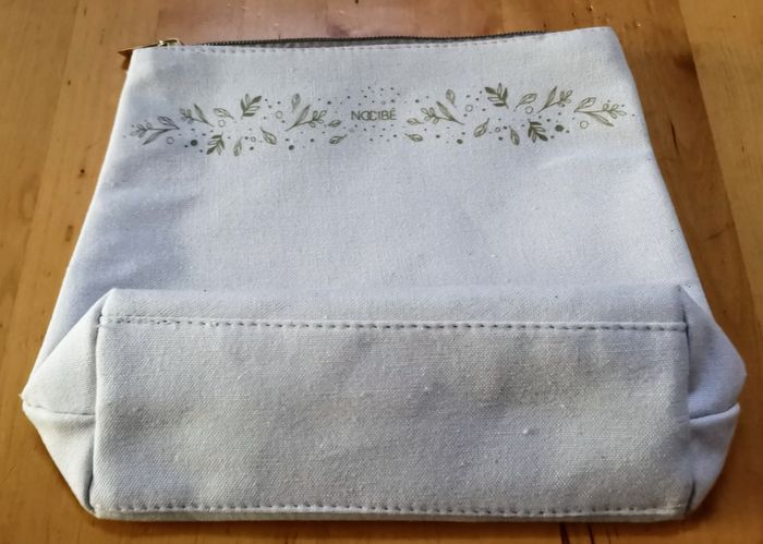 Trousse "Nocibe" - photo numéro 2