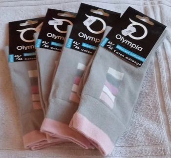 Lot de 4 paires de chaussette grise rose Olympia Pointure 43 / 46
