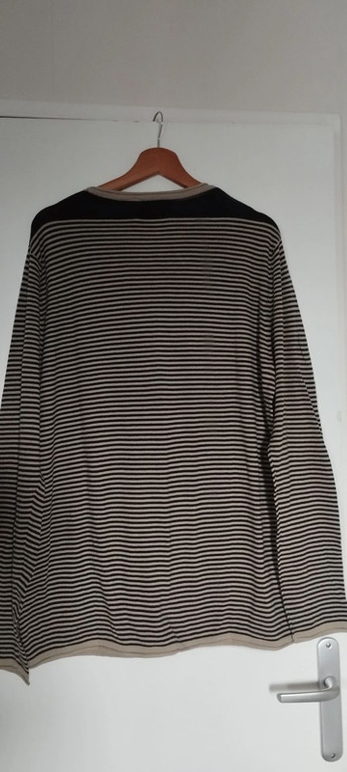 Pull Neuf Célio XXL - photo numéro 5