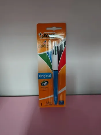 1 stylo bic 4 couleurs original nf 1mm
