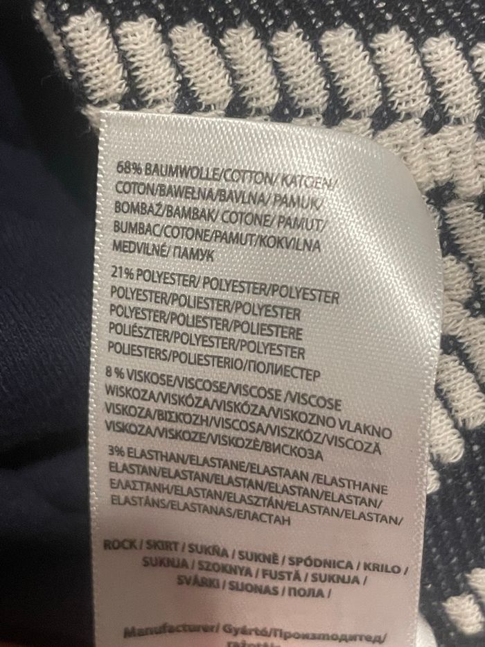 Jupe courte - photo numéro 6