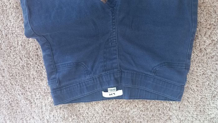 Pantalon  10 ans - photo numéro 2