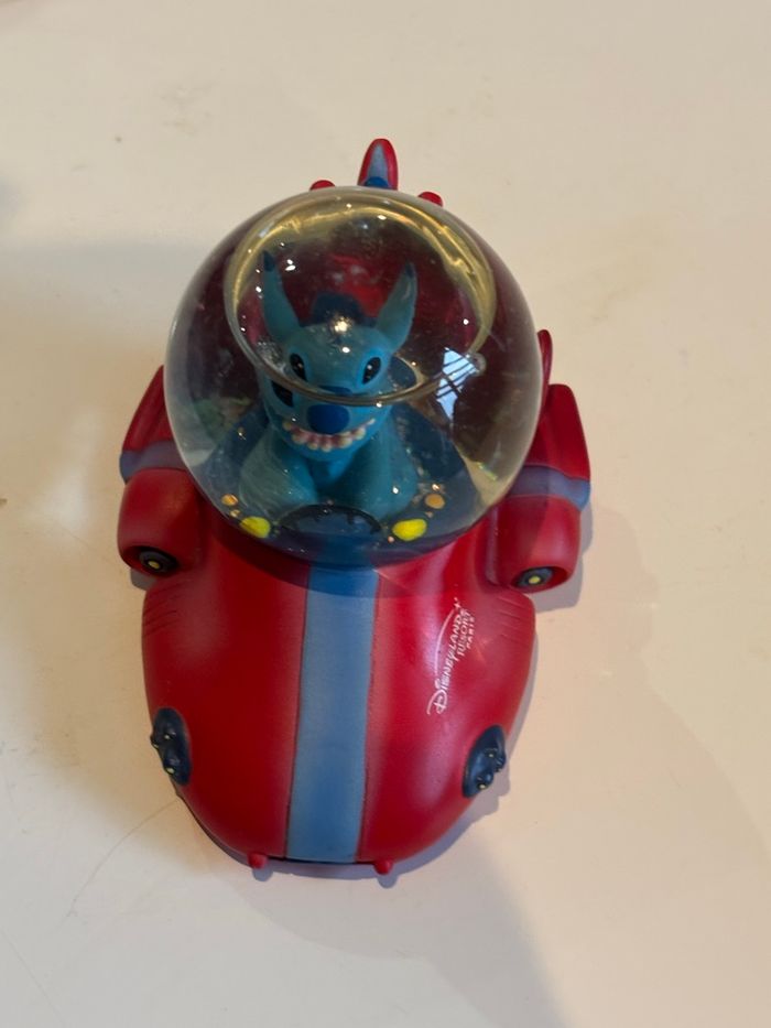 Snowglobe stitch dans son vaisseau - photo numéro 6