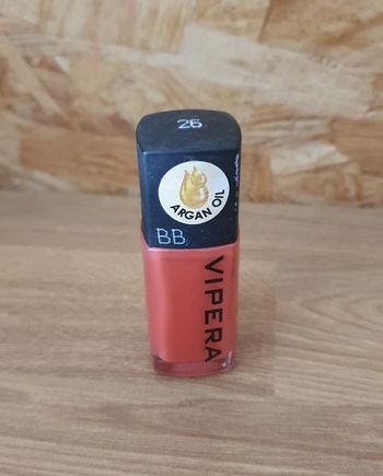 Vernis à ongles neuf Riveira rose coral 26