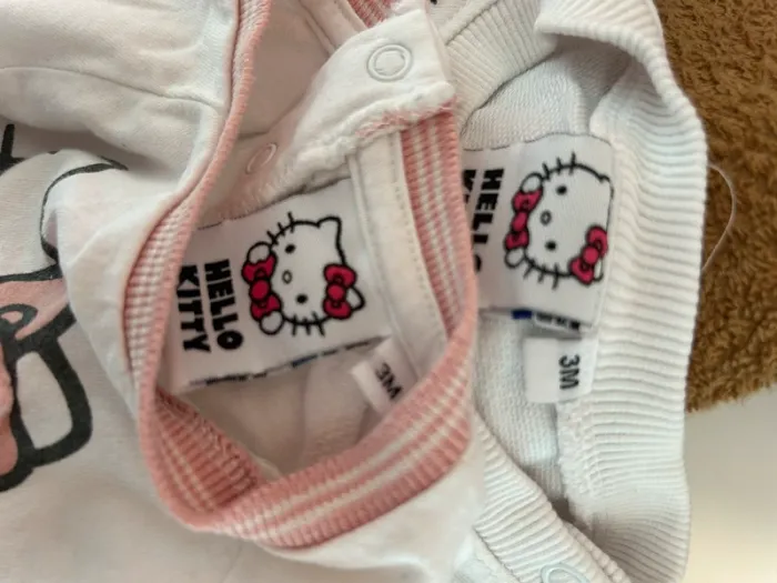 Haut hello kitty - photo numéro 7