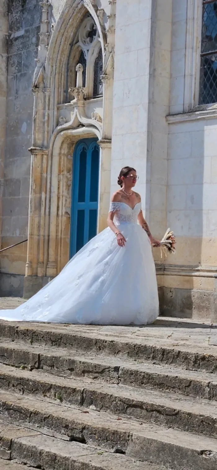 Robe de mariée - photo numéro 2