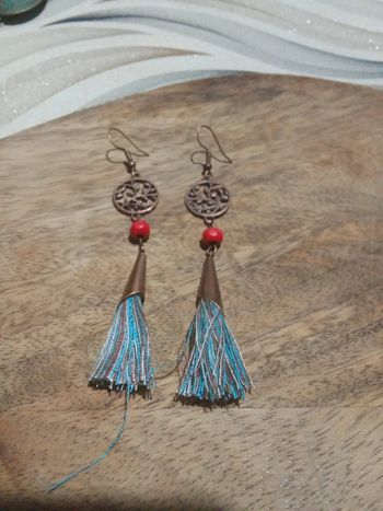 Boucles d'oreilles pendante avec fil et rond motif arabesque